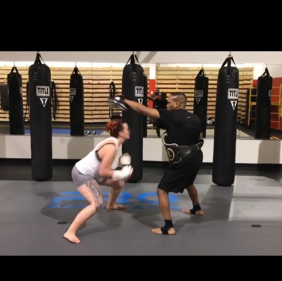 Meet Your Posher Ellie - Picture 3 of 8